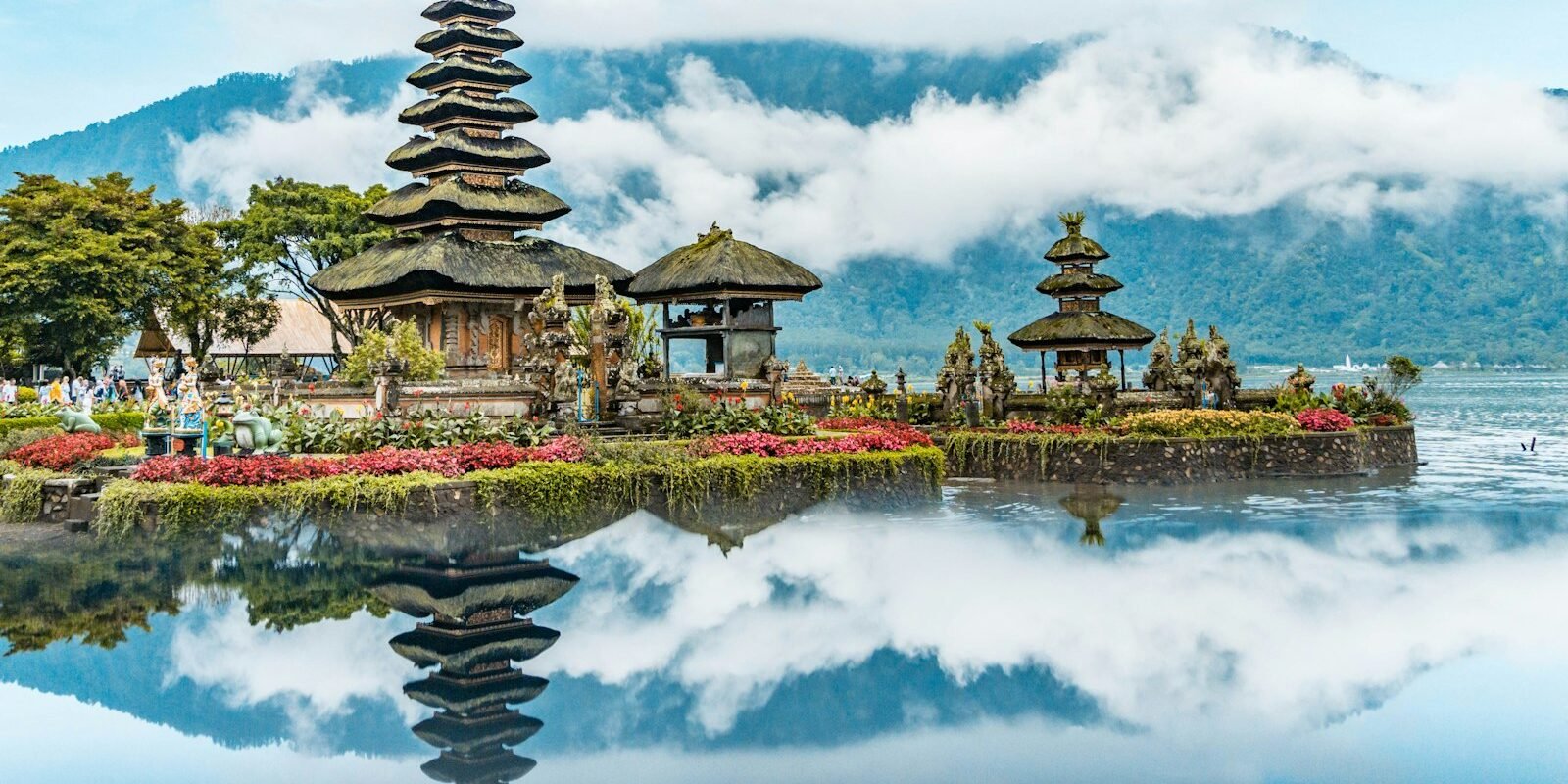 Ulun Danu Beratan temple on Lake Bratan in Bali