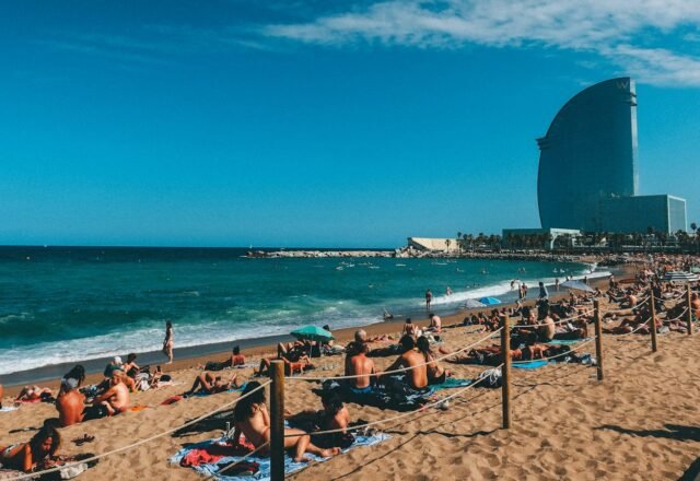 Best Time to Visit Barcelona: Weather by Month, Beaches & Crowds