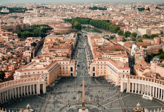 Best Time to Visit Rome: Weather by Month, Crowds & Prices