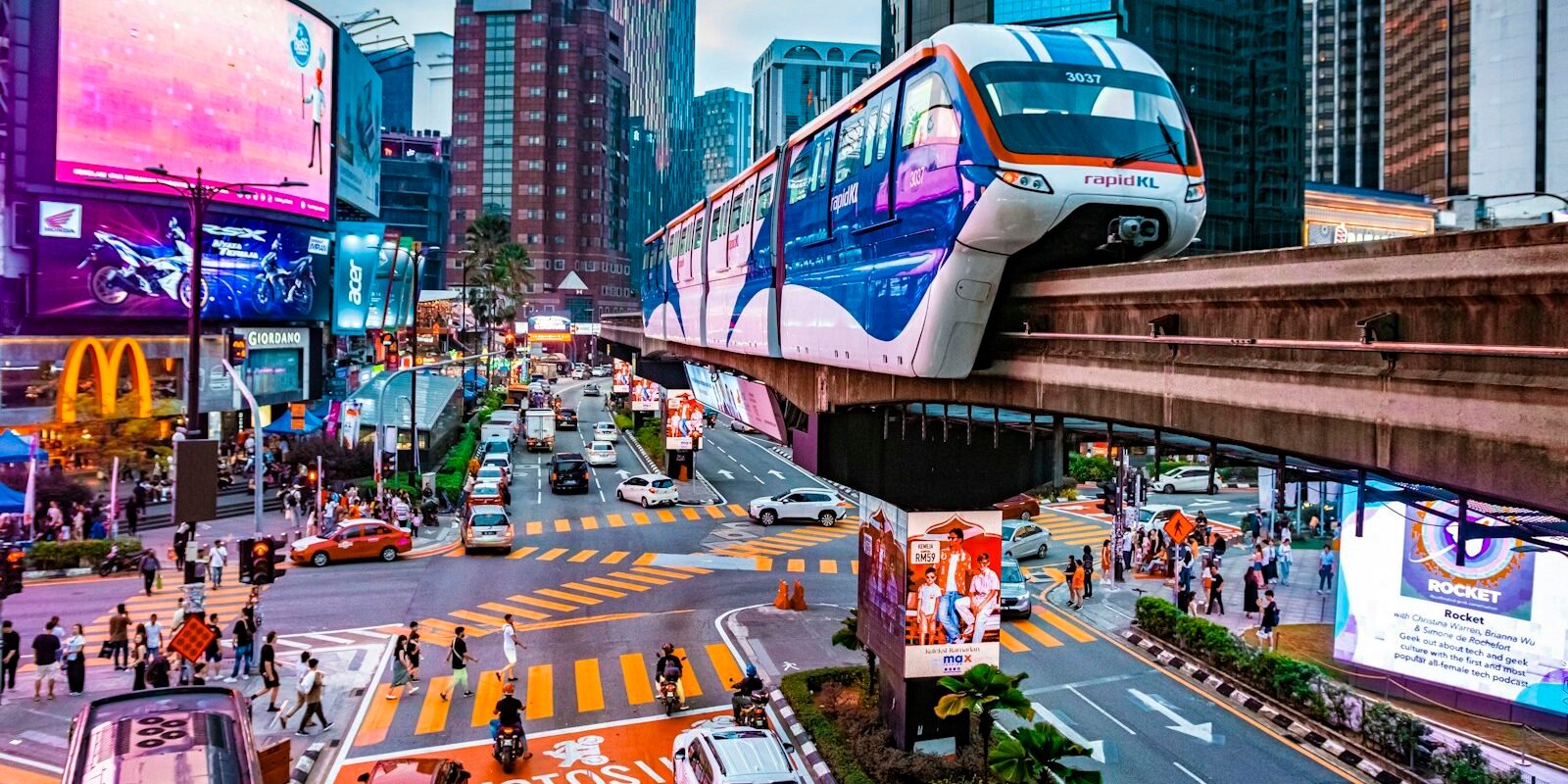 Busy street in Bukit Bintang, Kuala Lumpur