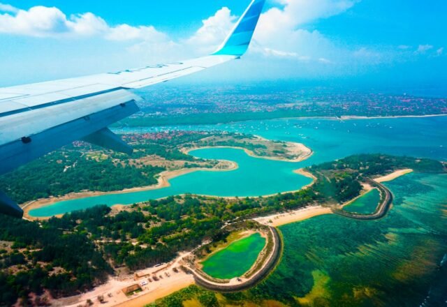 Cancún Airport to Hotel Zone 2026: Shuttle, Taxi, ADO Bus & Prices