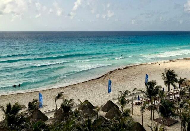 Cancún Travel Guide: Things to Do, Where to Stay & Tips