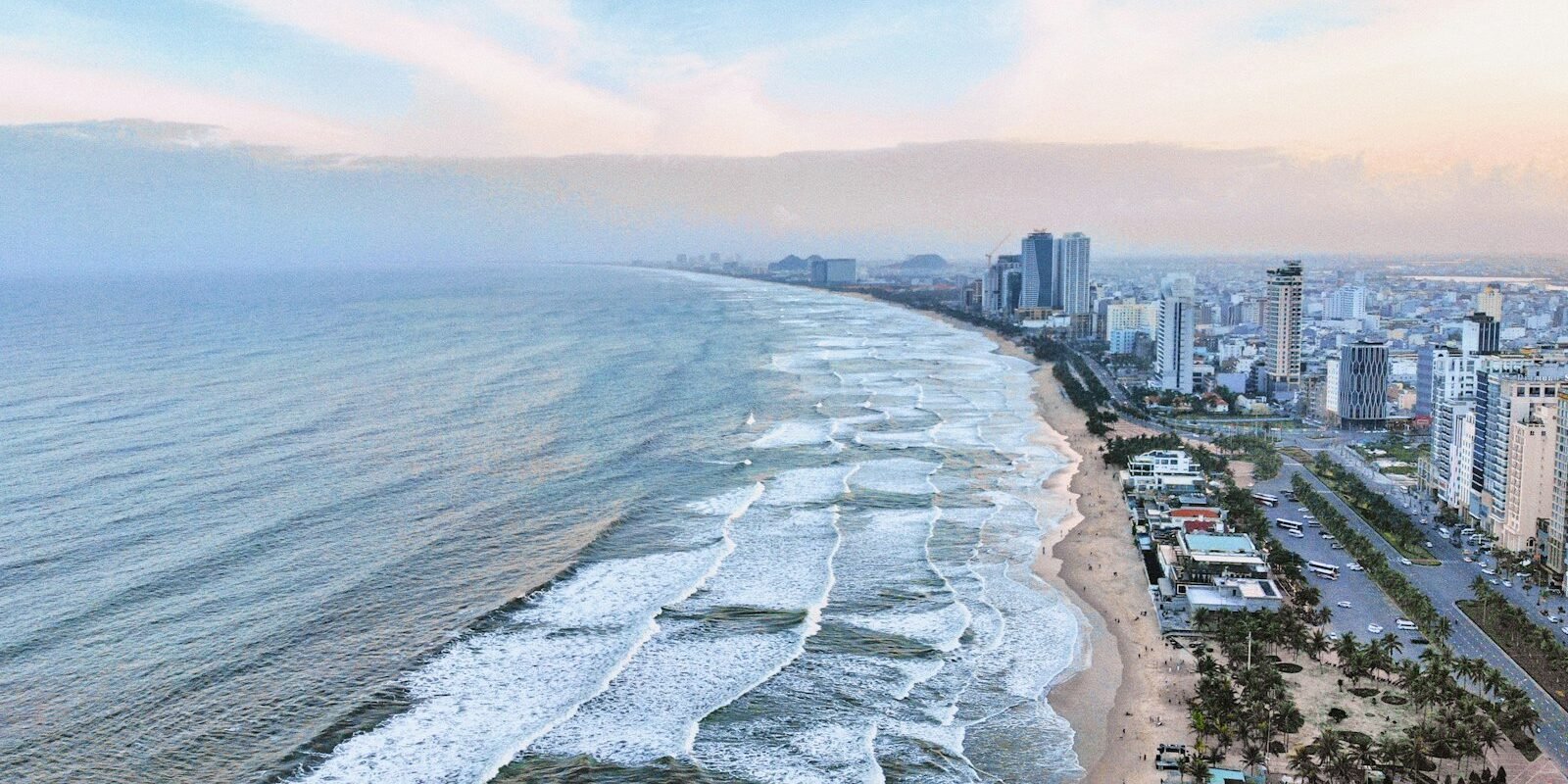 Da Nang beach and skyline