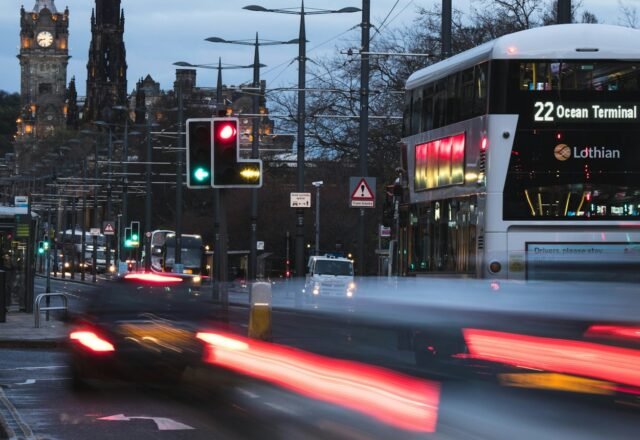 Edinburgh Airport to the City Centre: Tram, Bus & Taxi (2026)