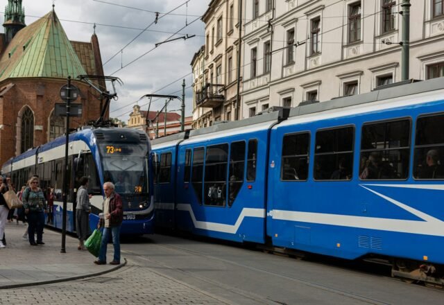 Kraków airport to the city: train, bus and taxi (2026)