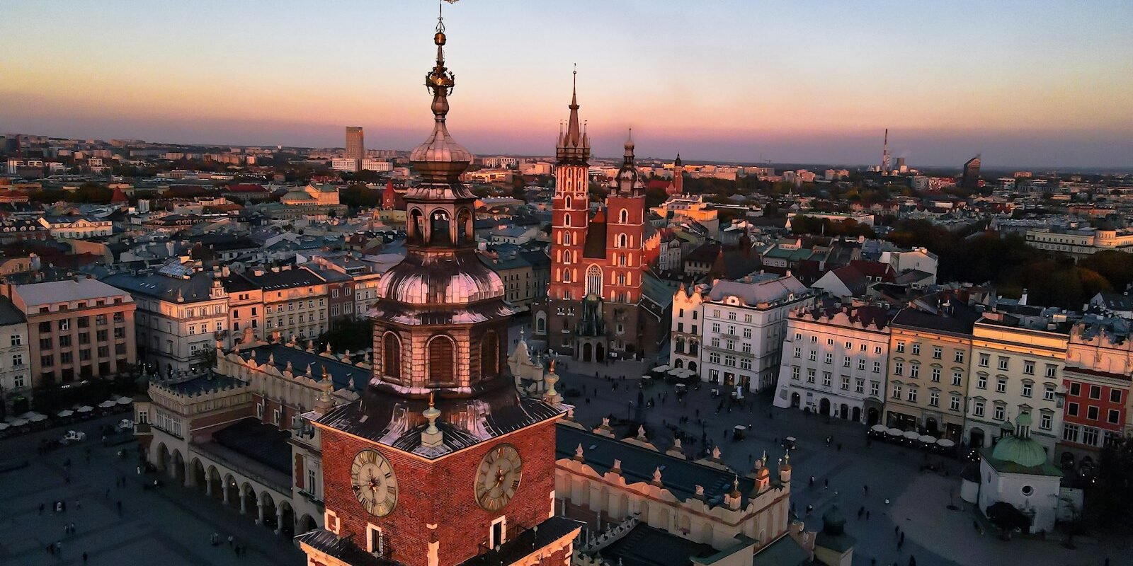 Main Market Square and St Mary’s Basilica in Krakow