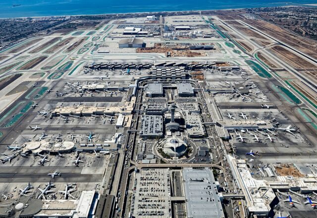 LAX to Downtown, Hollywood & Santa Monica 2026: FlyAway, Metro & Uber
