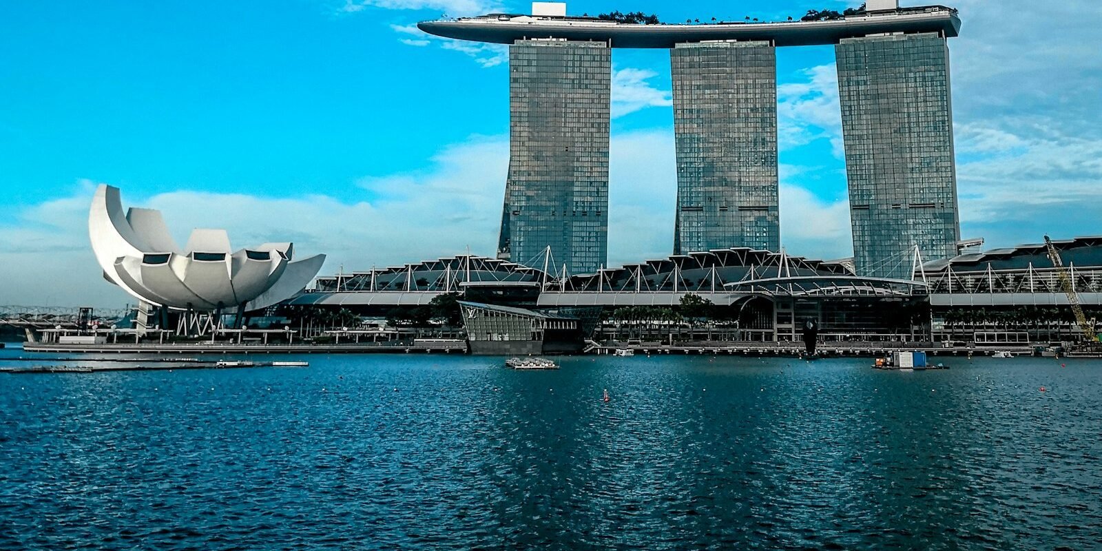 Marina Bay Sands towers and SkyPark, Singapore