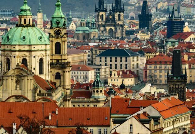 Prague Itinerary: 2, 3 or 4 Days (2026 Day-by-Day Plan)