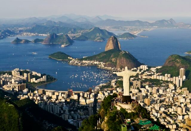 Rio de Janeiro Travel Guide 2026: Beaches, Areas, Safety & Tips
