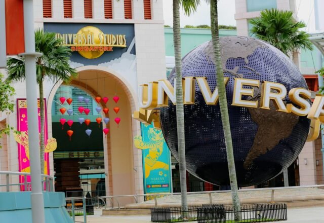 Universal Studios Singapore Tickets 2026: Prices, Express & Tips