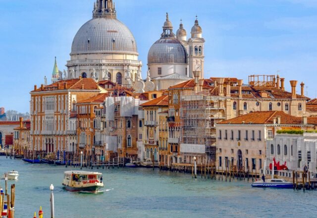 Venice Travel Guide 2026: Sights, Areas, Access Fee & Tips