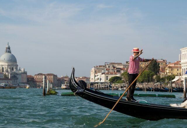 Venice Airport to the City 2026: Bus, Alilaguna & Water Taxi