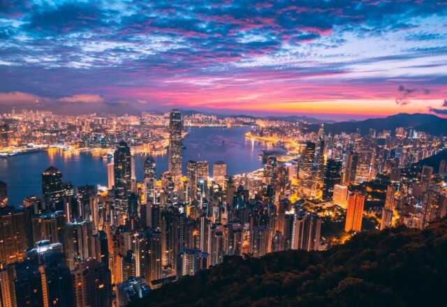 Victoria Peak & Peak Tram Tickets 2026: Prices, Tips & Free Views
