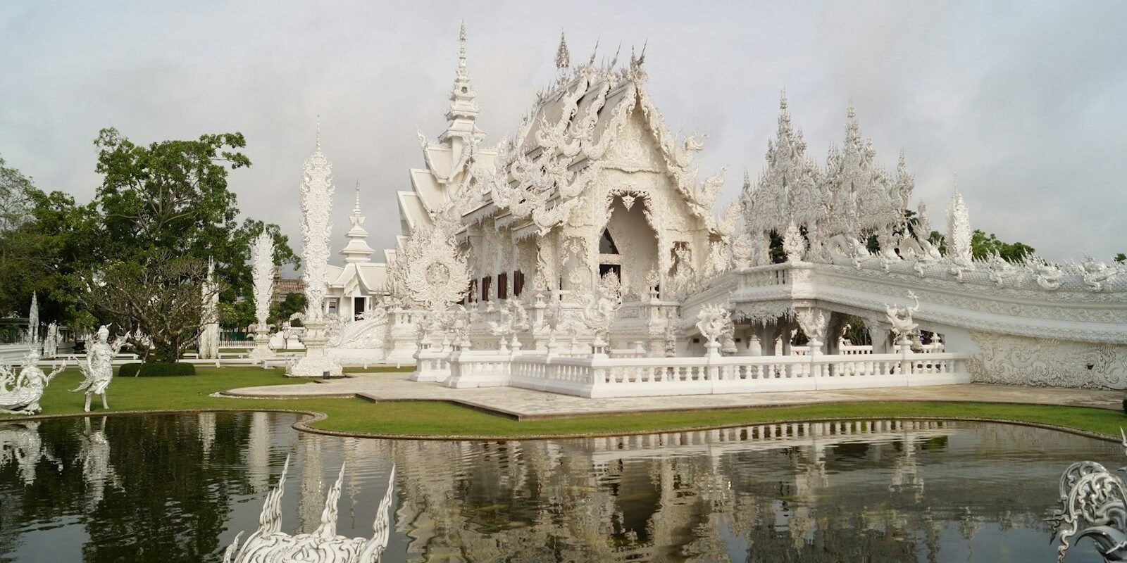 White Temple (Wat Rong Khun) in Chiang Rai